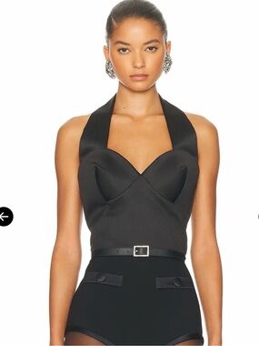 MARC JACOBS
Sculpted Halter-Neck Top
